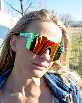 Polarized Pit Vipers